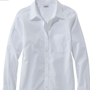 LL Bean Woman’s size small wrinkle resist shirt